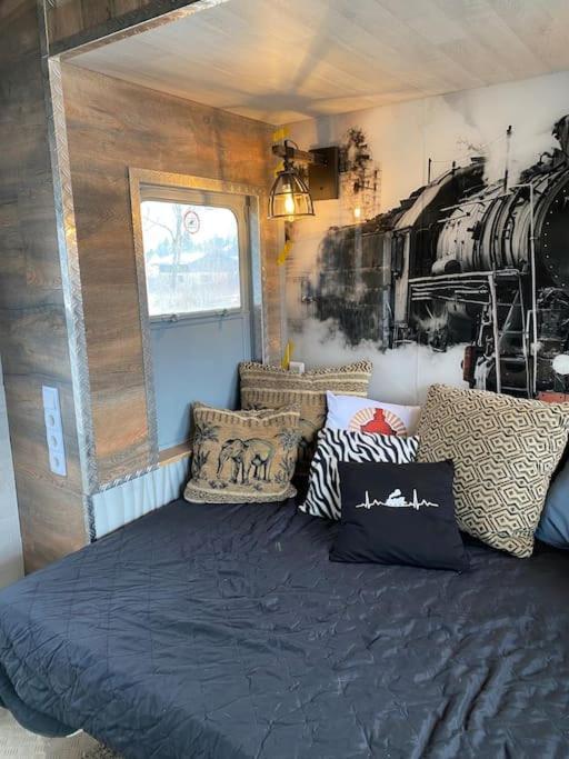 Gleis 2, Waggon Mit Ofen, Optional Mit Whirlpool Und Sauna Dahlem (Euskirchen) Exterior foto